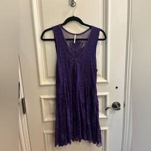 Sleeveless Purple Lace Dress